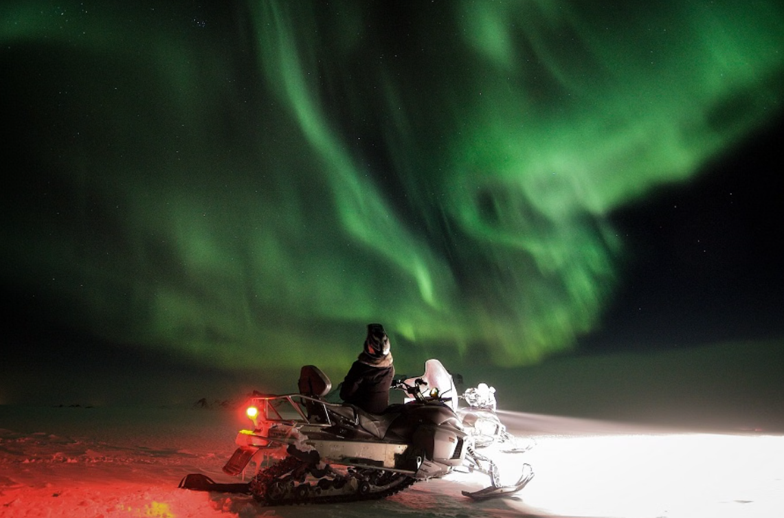 Northern Lights Snowmobile Photography Tour in Rovaniemi gallery 4
