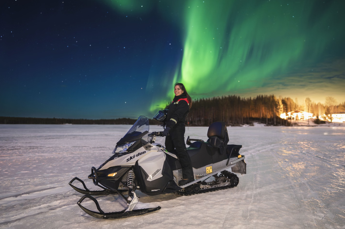 Northern Lights Snowmobile Photography Tour in Rovaniemi, photo 3