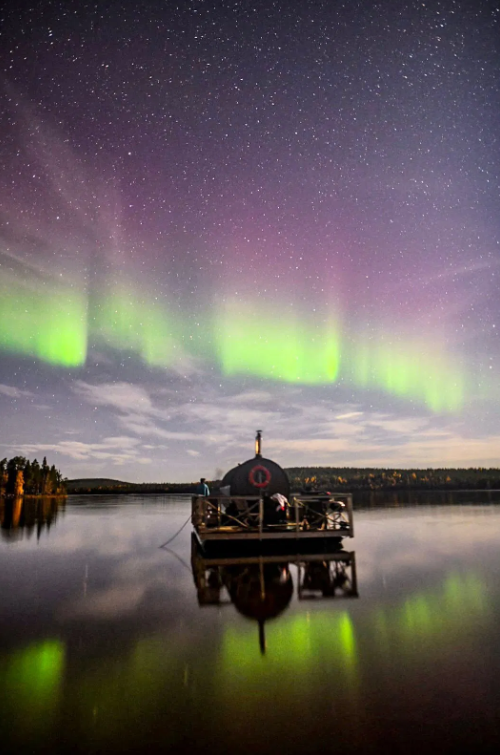 Northern Lights Sauna Boat Experience in Rovaniemi, photo 3