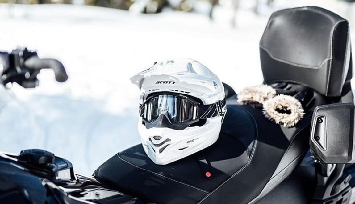 Snowmobile Safari Experience in Rovaniemi gallery 4