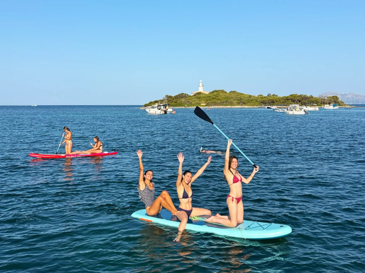 Sunset Boat Tour in Alcudia Bay, Mallorca with Snorkelling and SUP, photo 2
