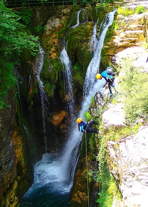 Beginner Canyoning Adventure in the Spanish Pyrenees (Level 1), photo 5