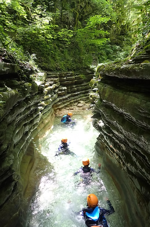 Full-Day Canyoning Adventure in the Spanish Pyrenees (Levels 1-2) gallery 2