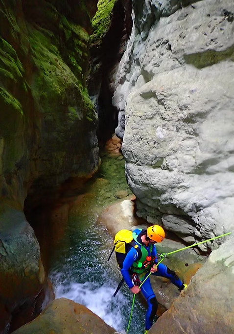 Full-Day Canyoning Adventure in the Spanish Pyrenees (Levels 1-2) gallery 6