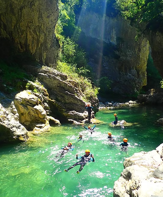 Advanced Canyoning Adventure in the Spanish Pyrenees (Level 3) gallery 5