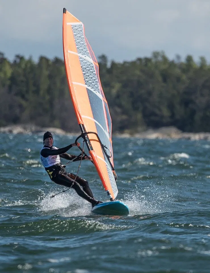 Beginner Windsurfing Progression Lesson in Malmö (Day 2+ Ribersborg) gallery 2