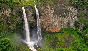 Private Baños White Water Rafting and Adventure from Quito, photo 2