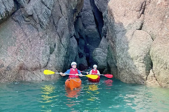 Sea Kayaking Trips in Pembrokeshire and Surrounds gallery 4