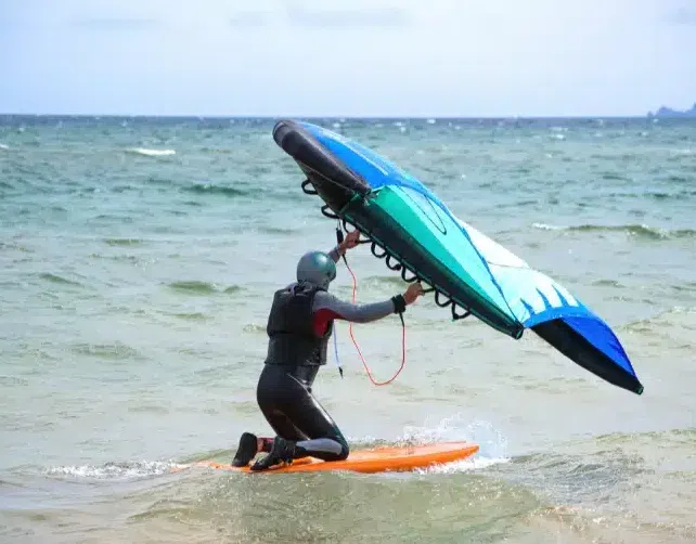 Beginner to Advanced Wing Foil Lessons in Cádiz, photo 2