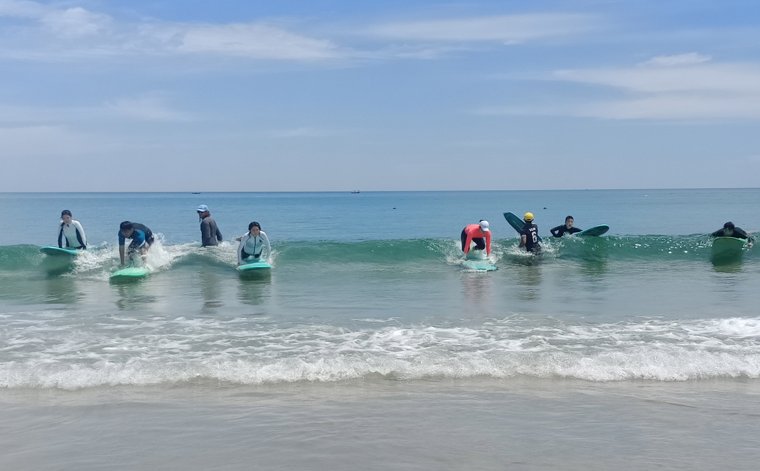 Group Surf Lessons in Da Nang, photo 4