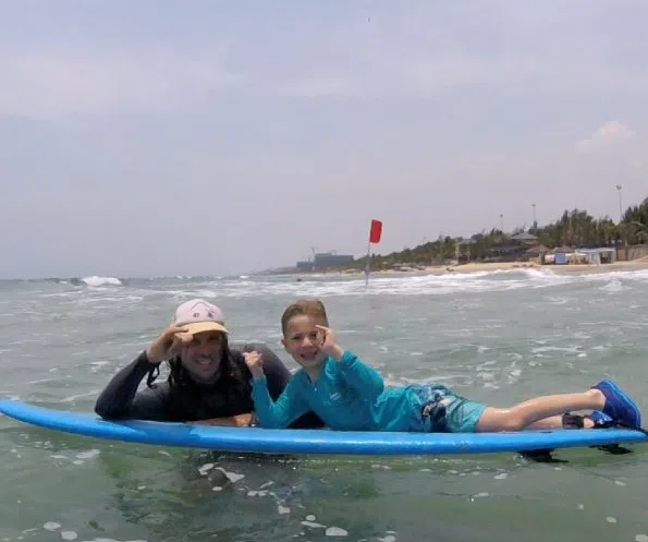 Family Surf Lessons in Da Nang, photo 2