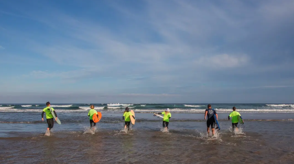 Intermediate Surf Lessons on Fistral Beach in Newquay gallery 2