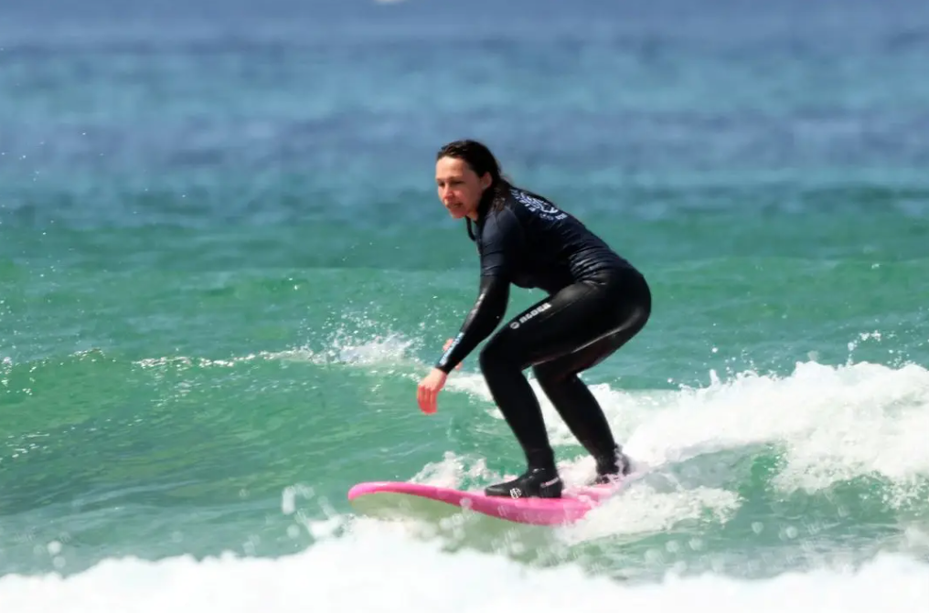Intermediate Surf Lessons on Fistral Beach in Newquay, photo 2