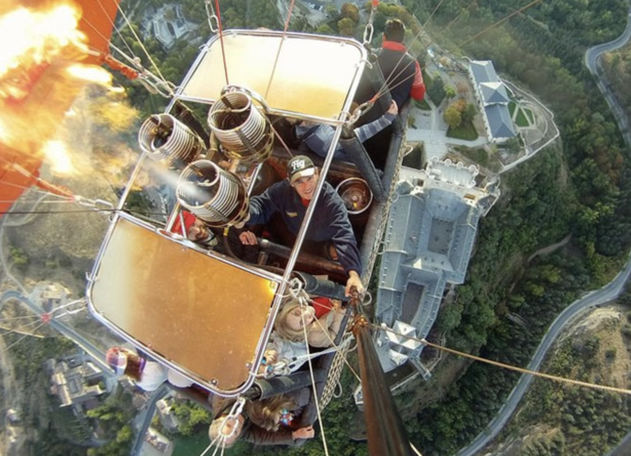 Hot Air Balloon Flight over Segovia with Champagne Breakfast, photo 4