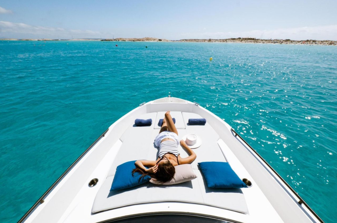 Daytona 34 Yacht Charter Santa Eulària des Riu, Ibiza, photo 4