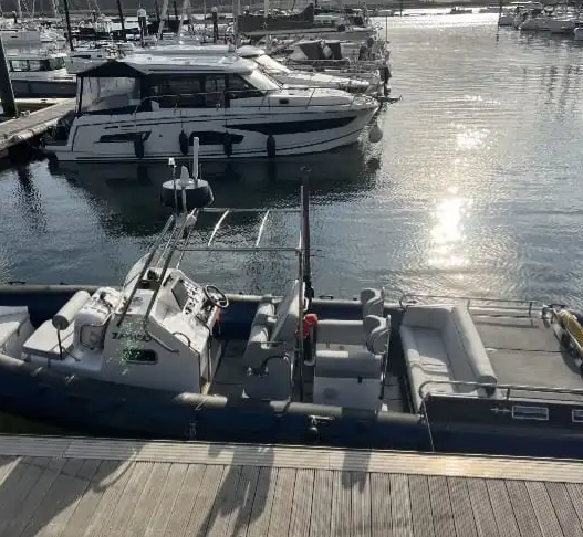 Zaphod 9 Metre RIB Charter on the Solent, photo 3