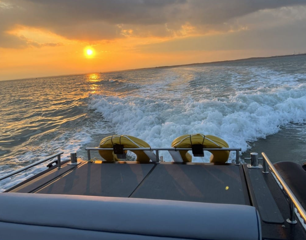 Zaphod 9 Metre RIB Charter on the Solent, photo 2