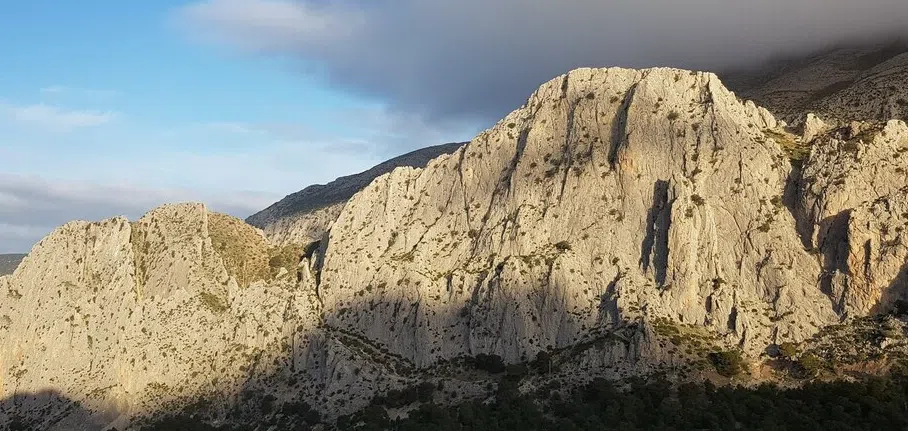 7-Day Intro to Multi Pitch Sport Climbing in El Chorro gallery 2
