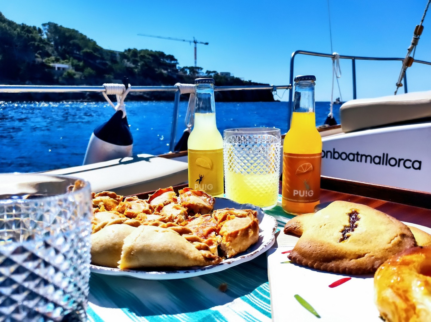 Full Day Electric Boat Experience in Alcúdia Bay, photo 5