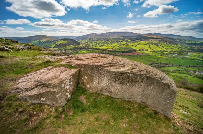 Llangorse Lake & Hill Fort: A Scenic Circular Walk, photo 2