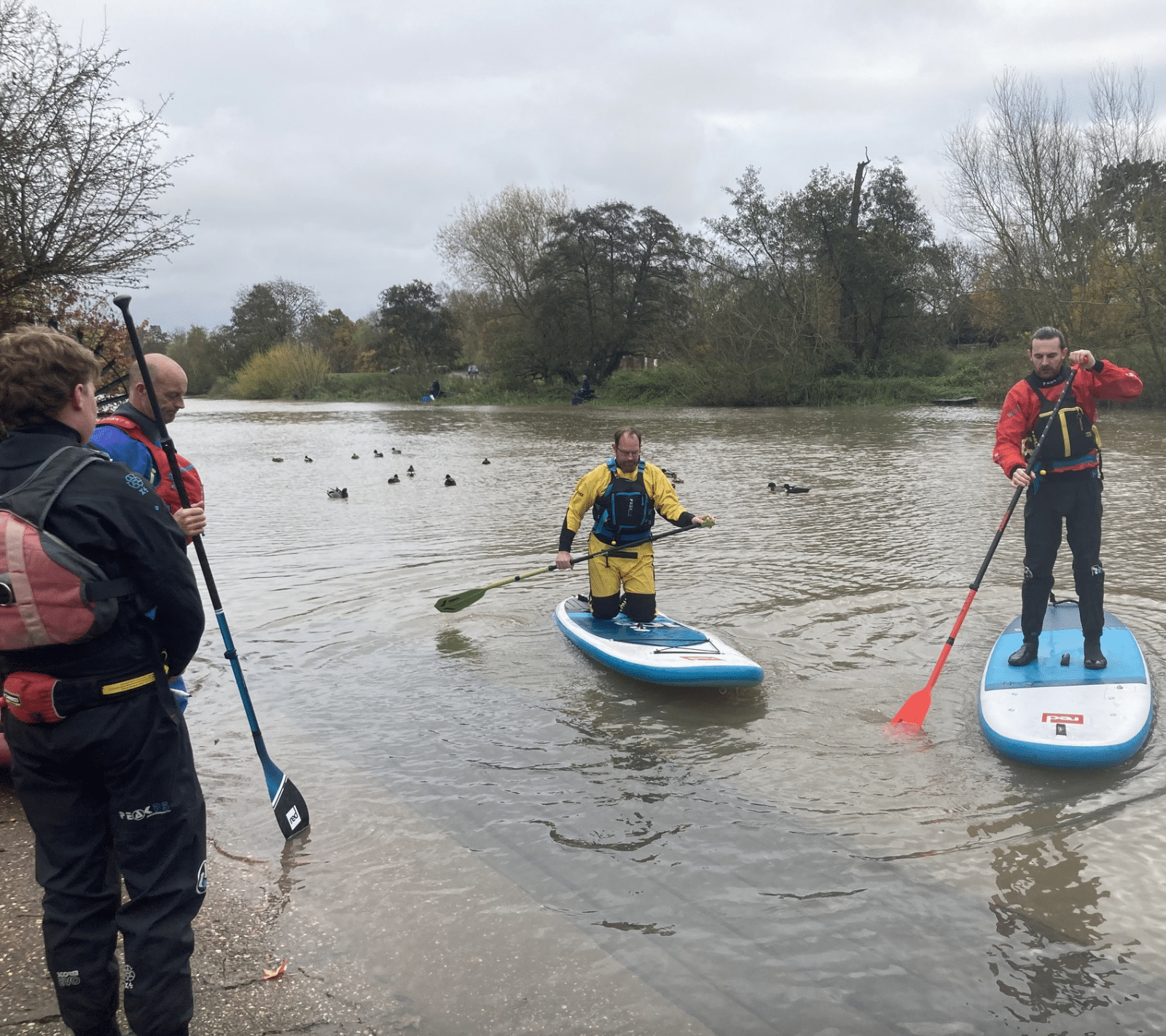 Discover Paddleboarding Day Course on the River Leam, photo 4