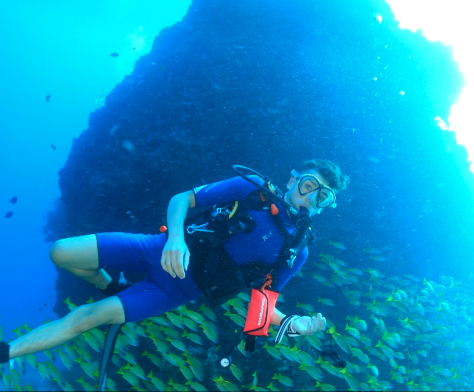 PADI Junior Divemaster Course - Ages 15-17, photo 4