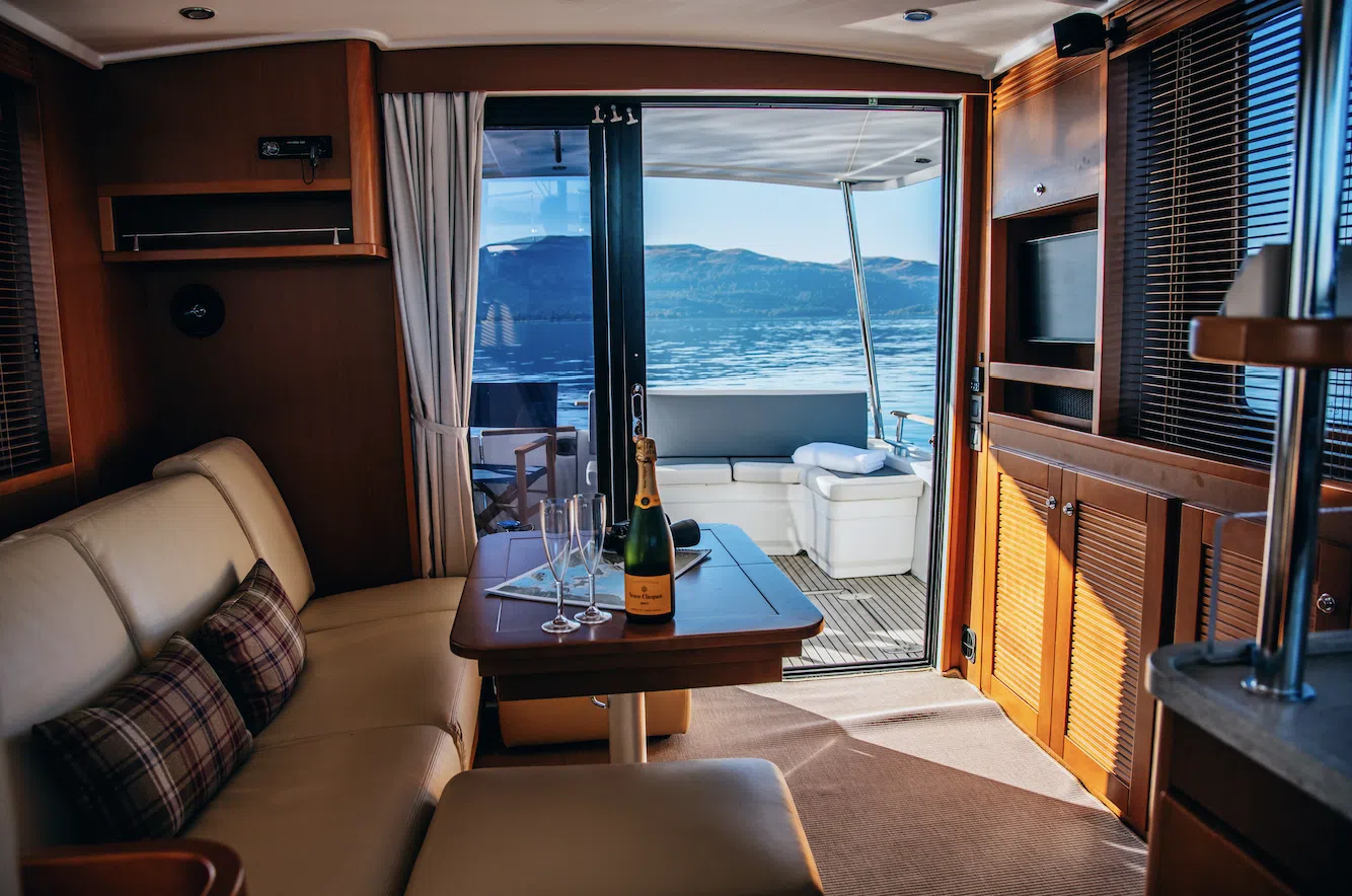Luxury Yacht Charter on Loch Lomond, photo 4