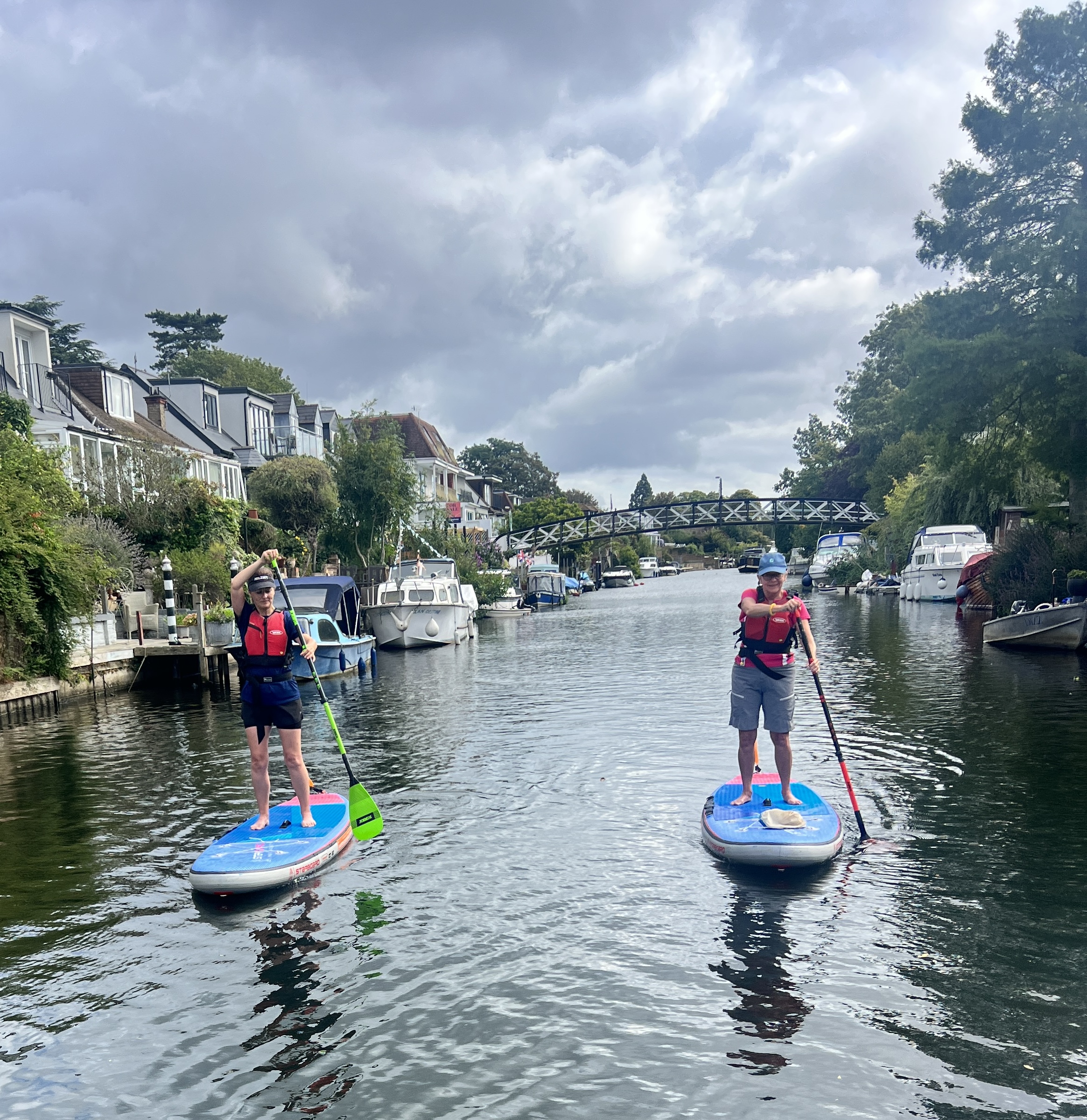 Improver 2-Hour 1-1 SUP Lesson – River Thames, Surrey gallery 7