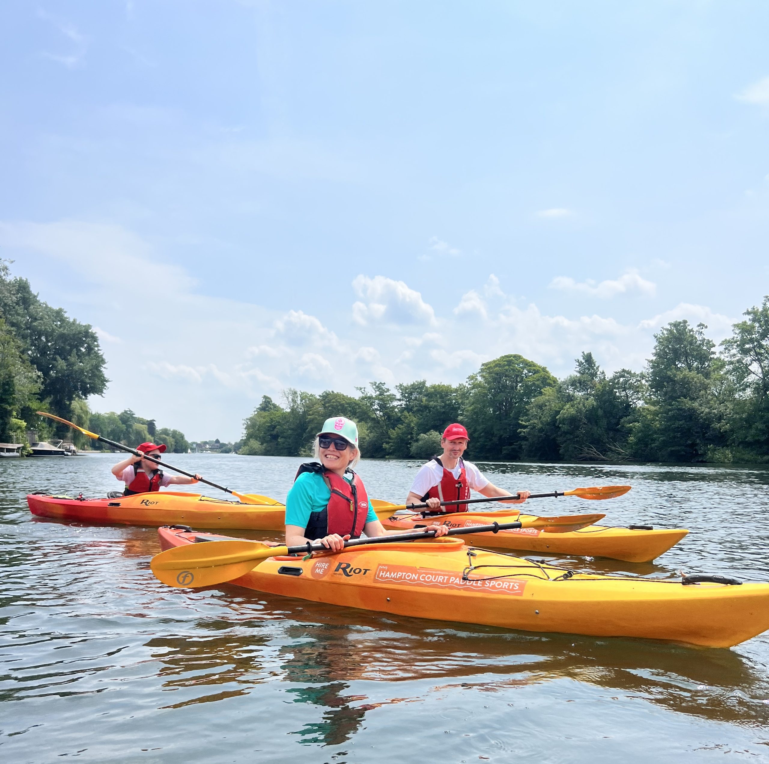 90-Minute Group Kayak Lesson – River Thames, Surrey gallery 6