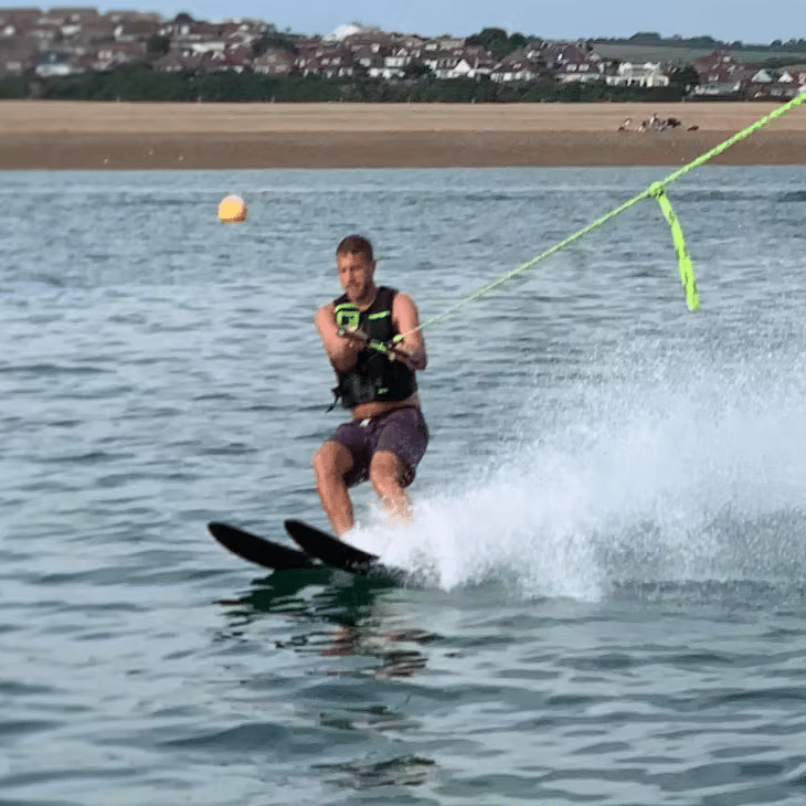 Water Skiing Taster in Newhaven, East Sussex, photo 3
