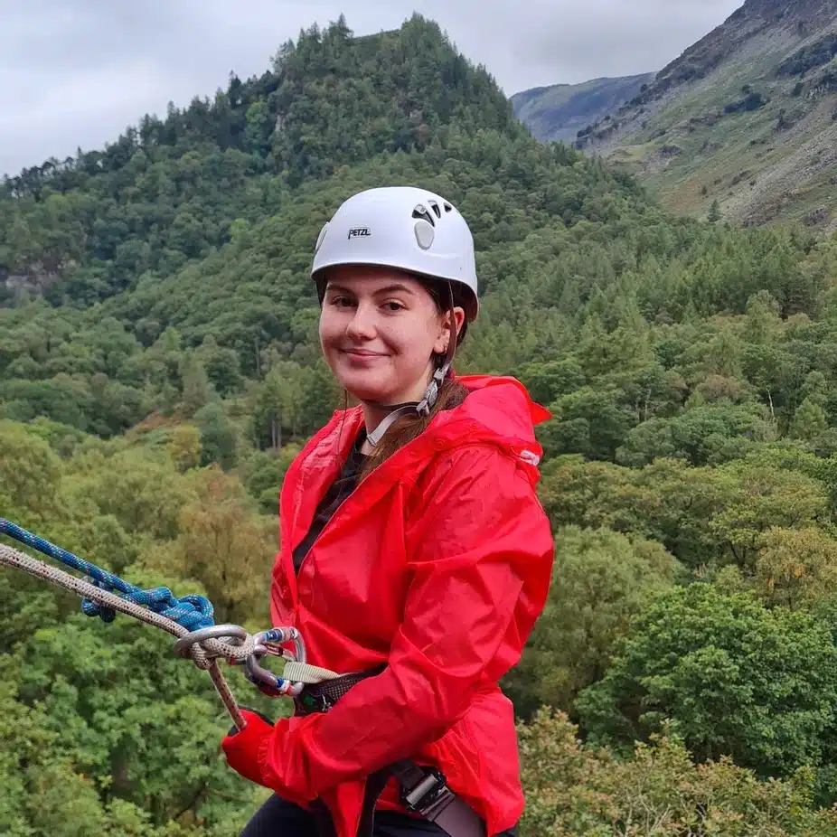 3-Hour Group Abseiling in Borrowdale gallery 4