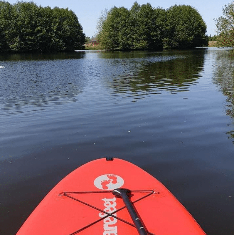 1-Hour Paddleboard Taster Lessons at Alderford Lake, photo 5
