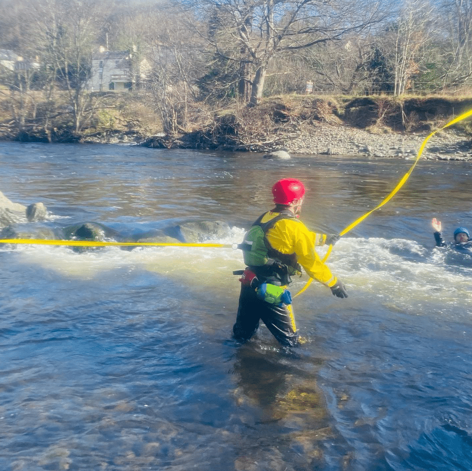 Whitewater Safety and Rescue Course on the River Dee gallery 2