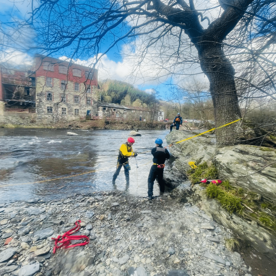 Whitewater Safety and Rescue Course on the River Dee gallery 6