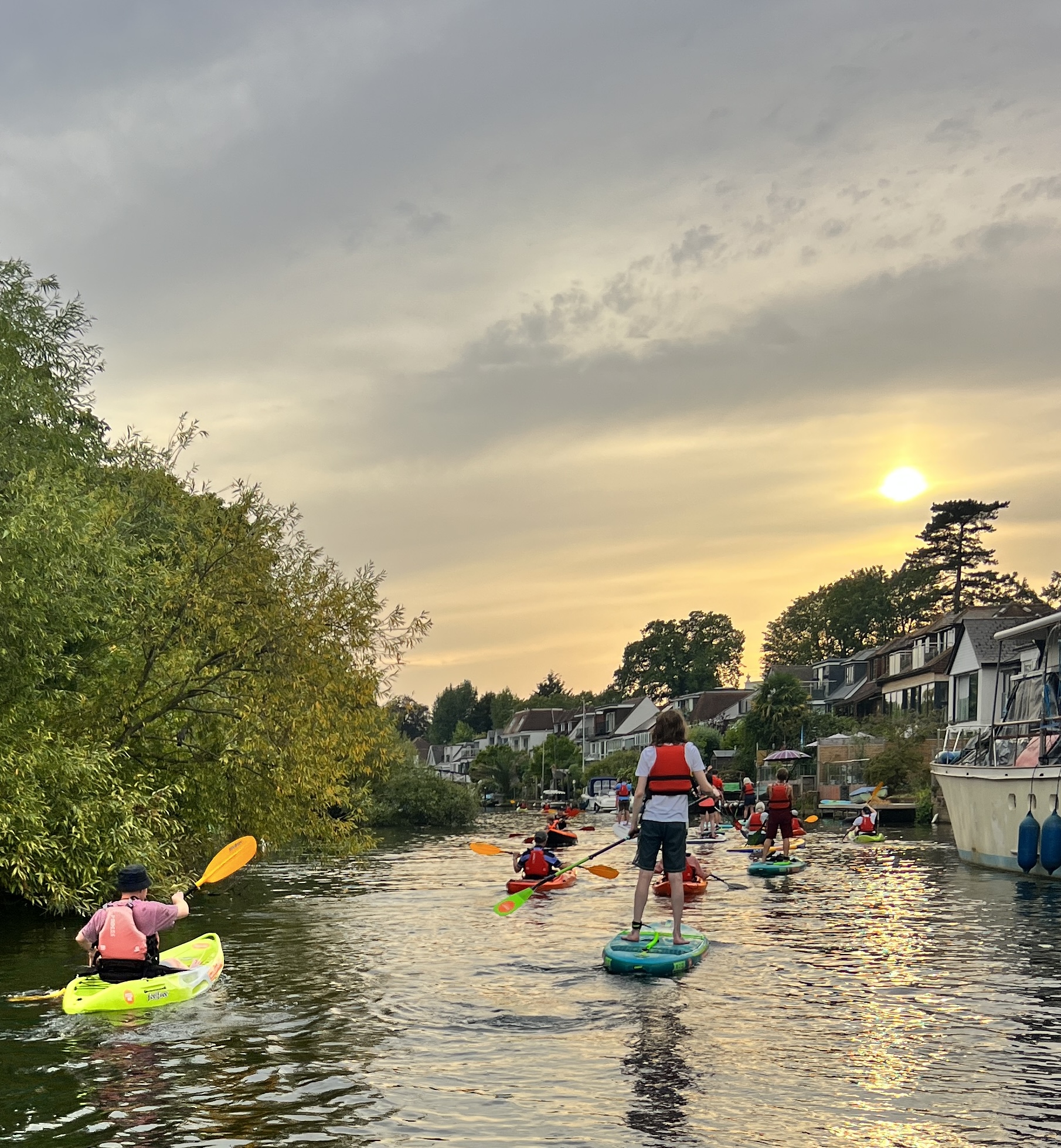 4-Week SUP Essentials Course – River Thames, Surrey gallery 9