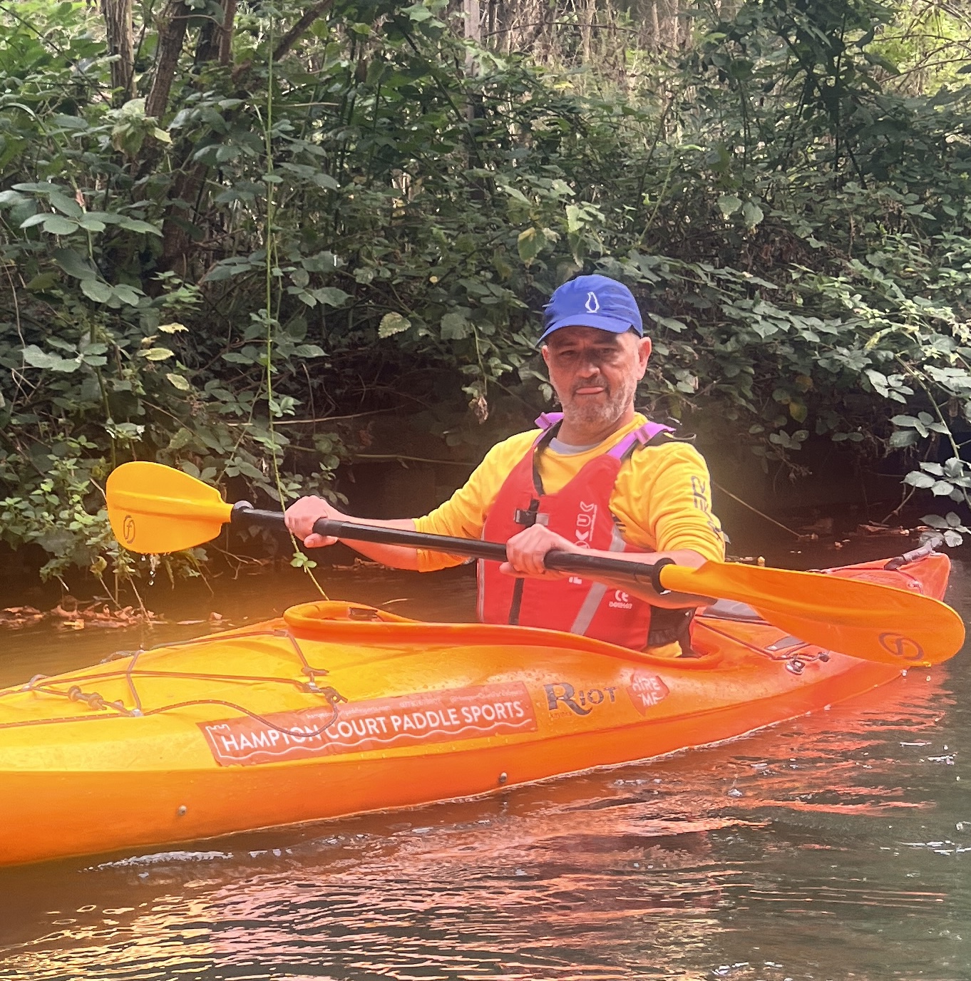 90-Minute 1-1 Kayak Lesson – River Thames, Surrey gallery 3