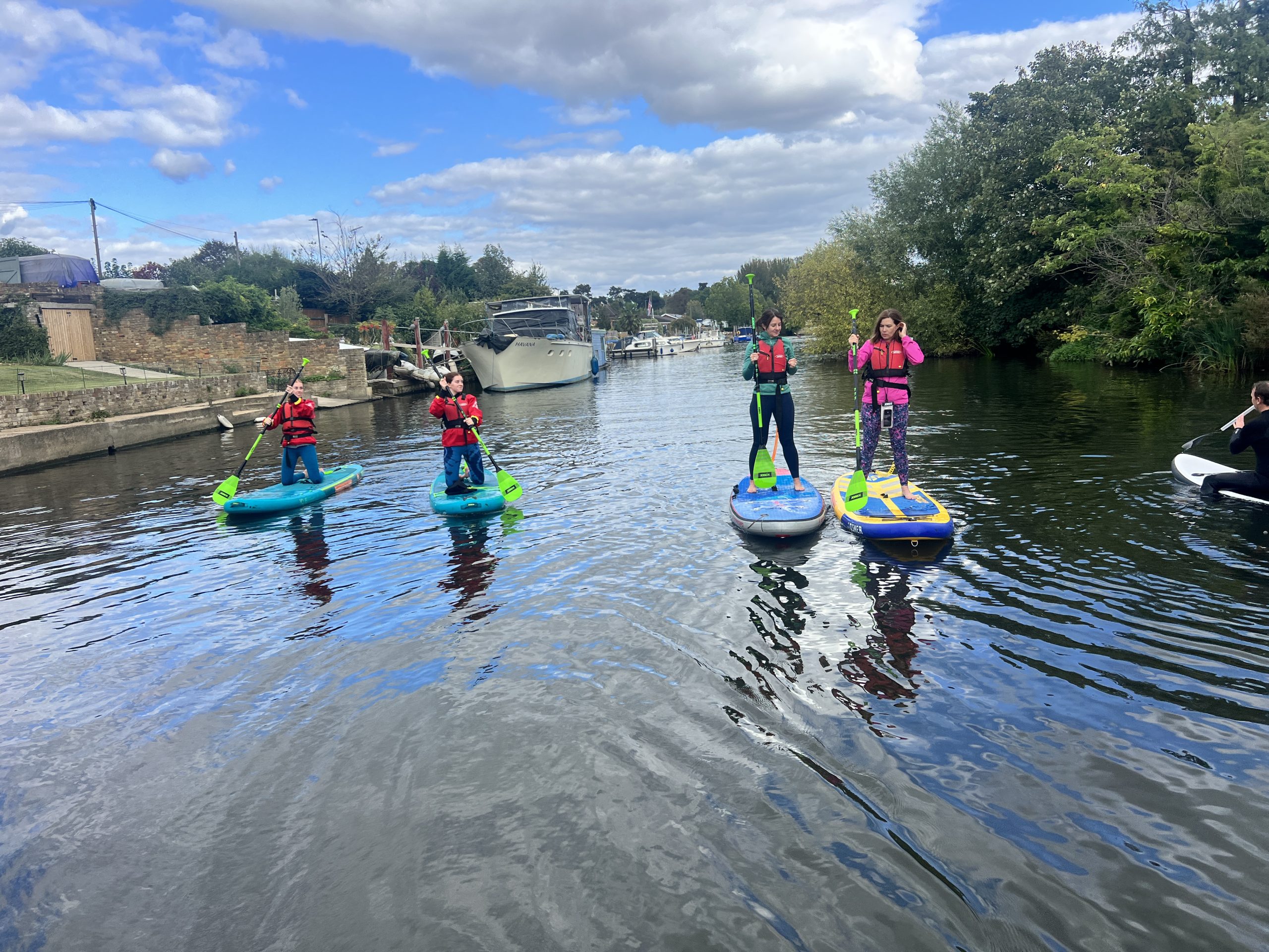 90-Minute Private Group SUP Lesson – River Thames, Surrey gallery 2