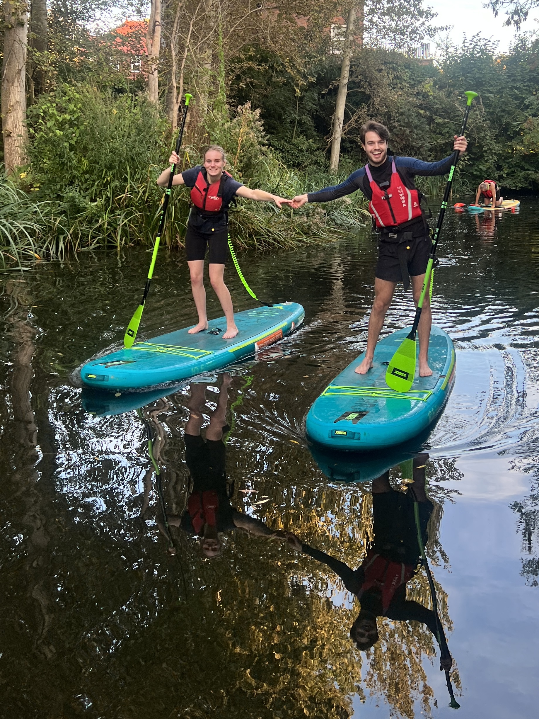 90-Minute Private Group SUP Lesson – River Thames, Surrey gallery 3