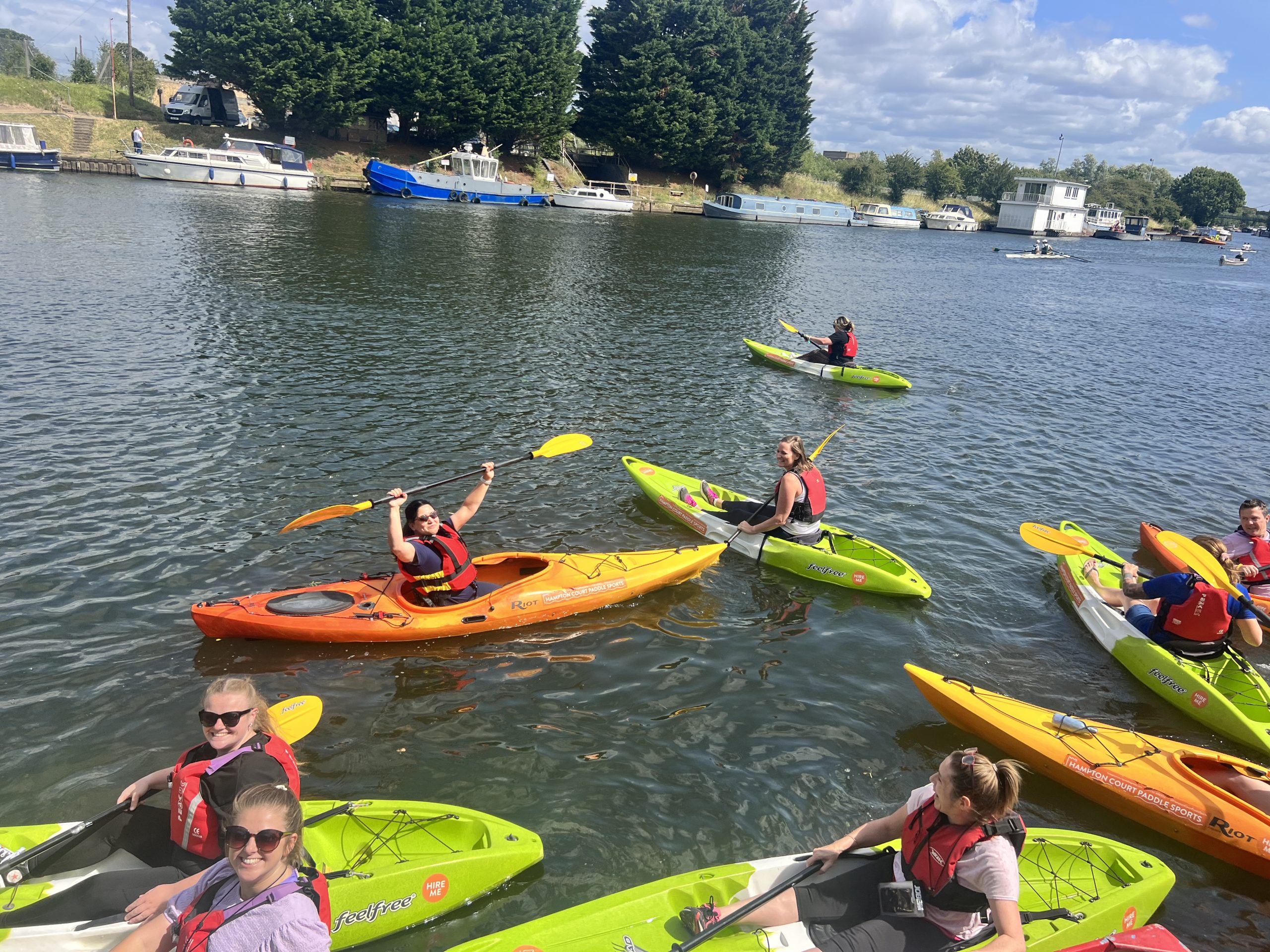 Custom Paddle (Canoe, SUP, or Kayak) Tour – River Thames, Surrey gallery 9