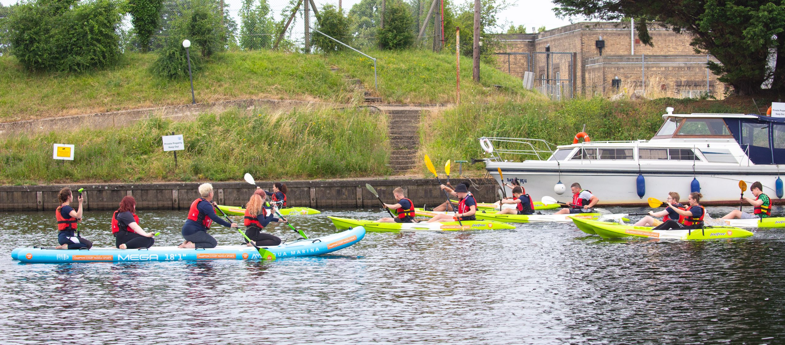Double Sit-On-Top Kayak Hire – River Thames, Surrey gallery 5