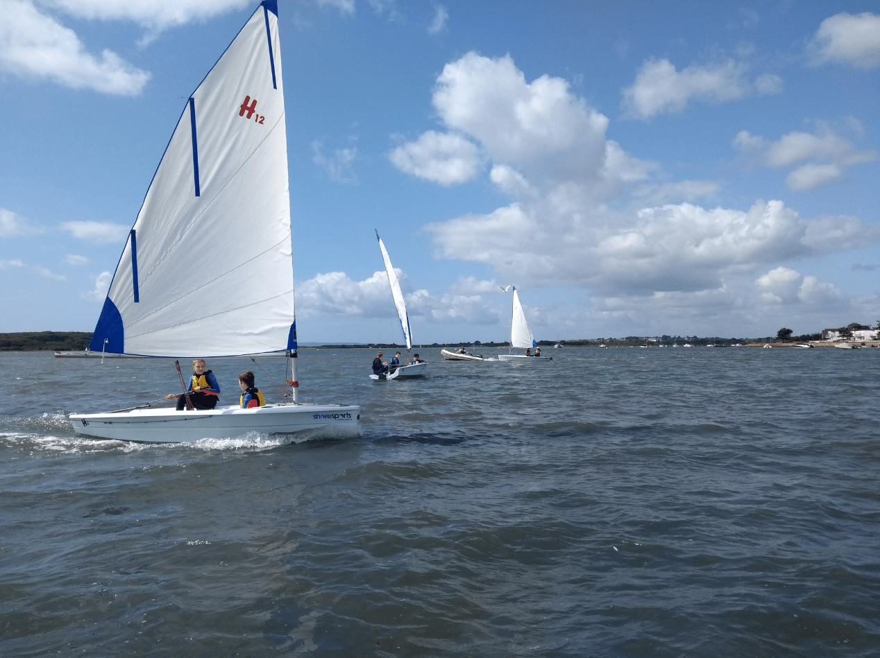 1-Hour Sailing Taster Lesson near Bournemouth, photo 5