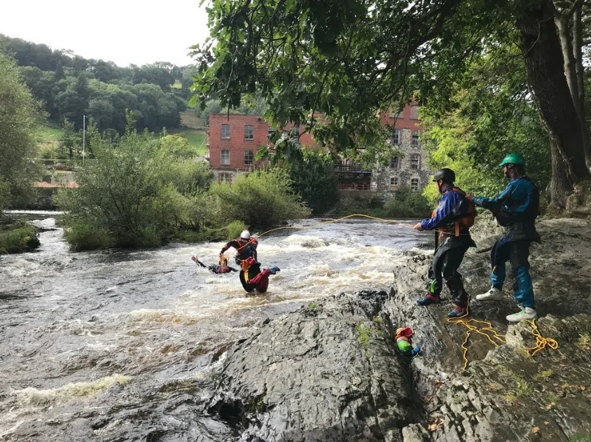 Paddle UK 2-Day Advanced White Water Safety, photo 2