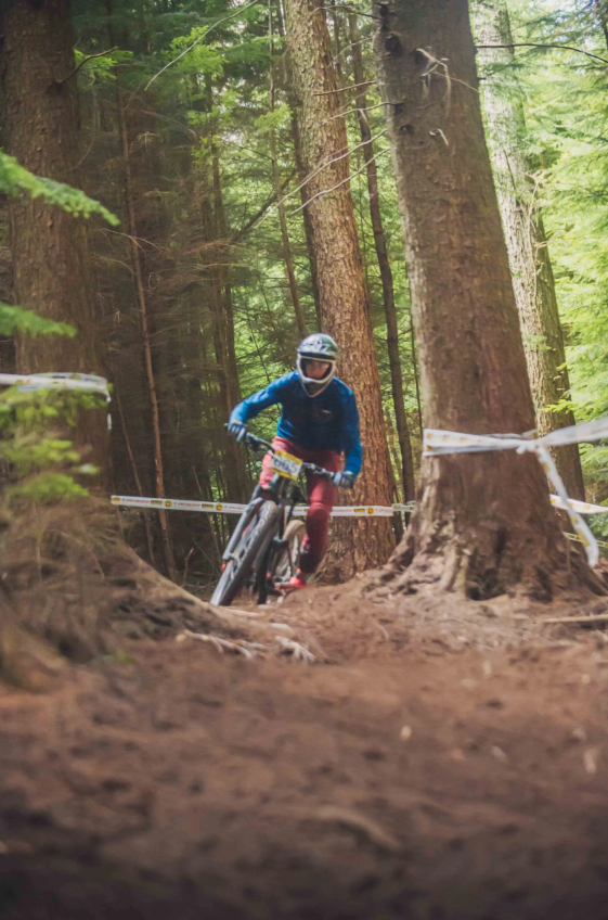 MTB Enduro Race Skills Course in Sheffield the Peak District adventuro