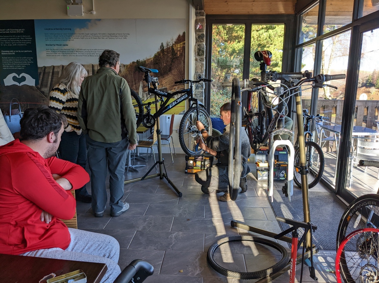Advanced Bicycle Maintenance Course in Abergynolwyn gallery 2