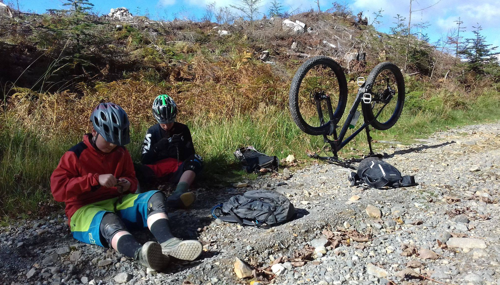 Trail-Side Bicycle Maintenance Course in Abergynolwyn, photo 3