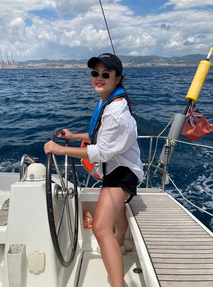 RYA Zero to Dayskipper Sailing Course in Barcelona, photo 2
