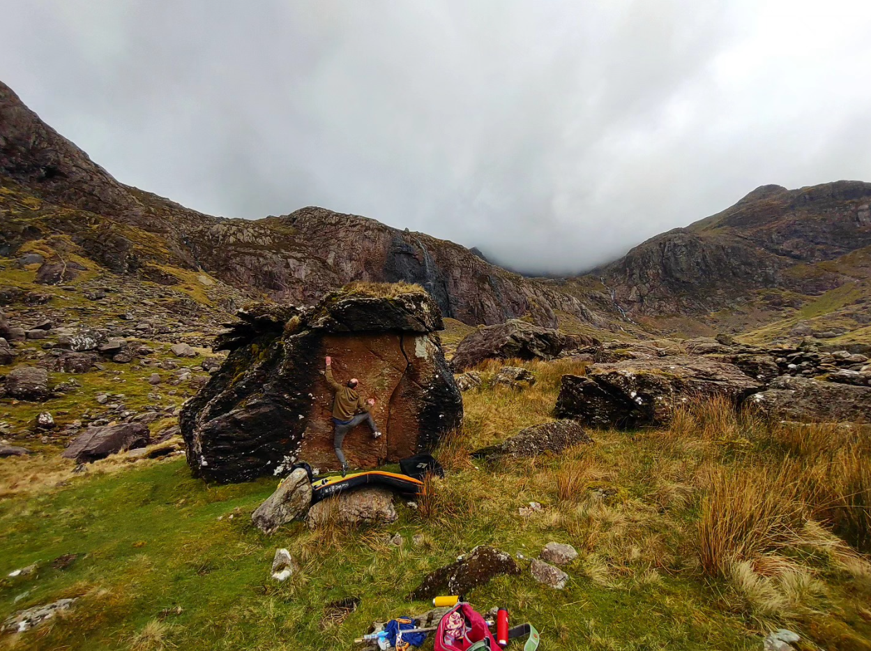 Outdoor Guided Bouldering Coaching in North Wales, photo 3