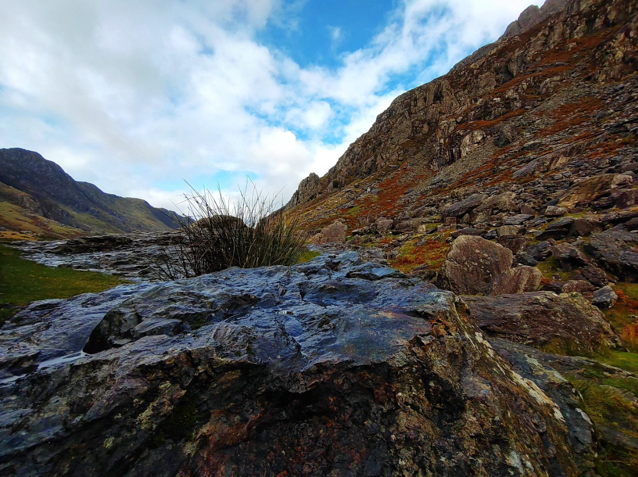 Outdoor Guided Bouldering Coaching in North Wales, photo 5