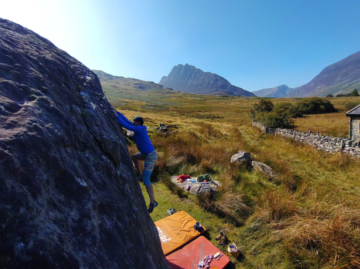 Outdoor Guided Bouldering Coaching in North Wales gallery 3