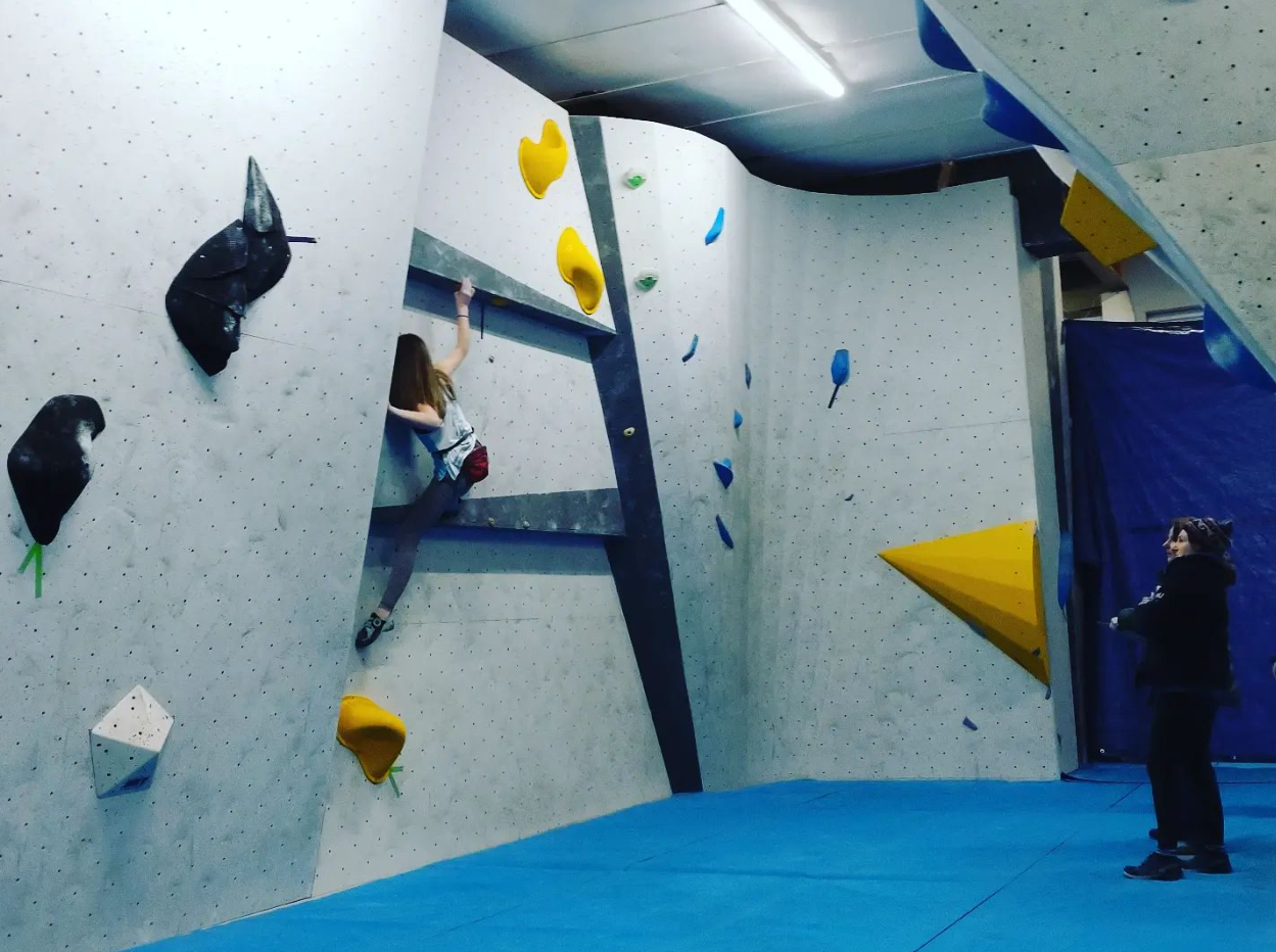 Developmental Coaching Bouldering Session in North Wales gallery 2